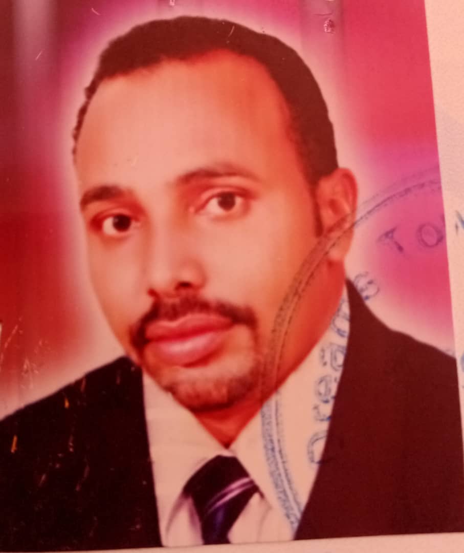 إلى الفريق البرهان ٠٠ يجب إقالة د٠ كامل إدريس فورا 

نقطة وسطر جديد
بقلم /الحاج الشكري