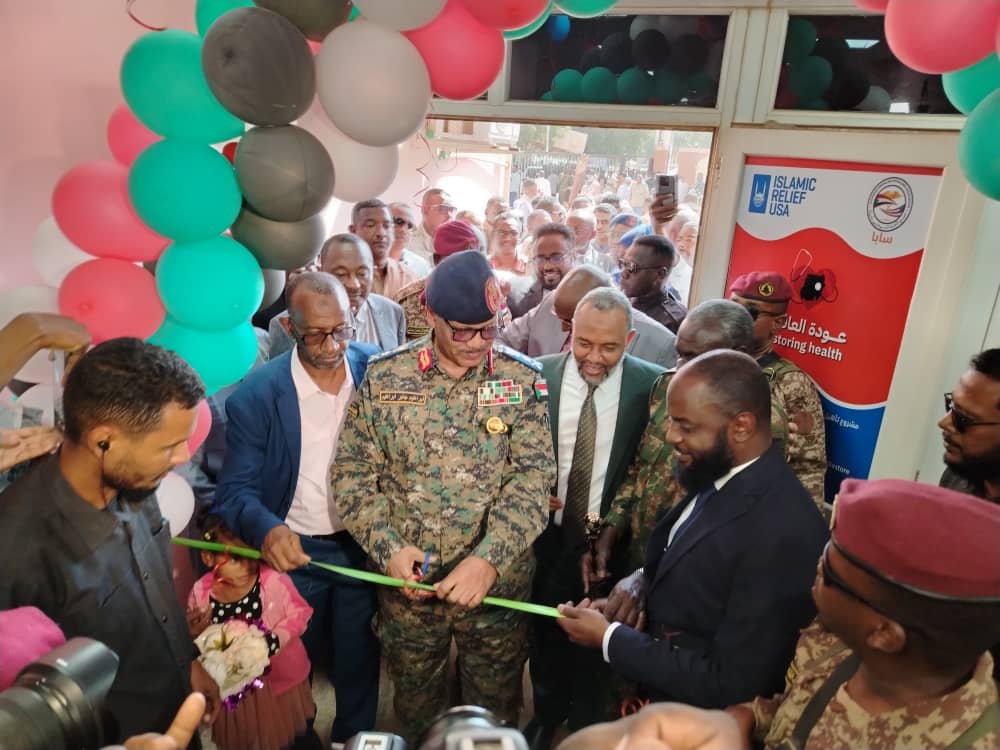 الفريق إبراهيم جابر يفتتح مستشفى بحري التعليمي ويشيد بجهود القطاع الصحي