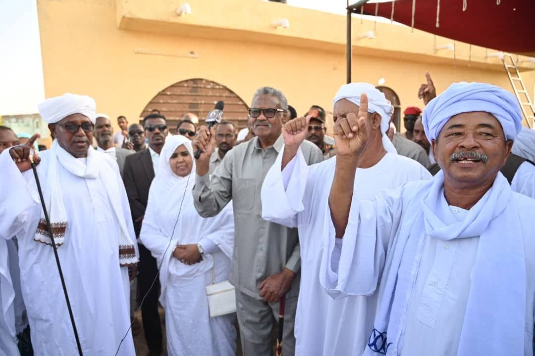 عضو مجلس السيادة تزور دار نظارة الضباينة بالقضارف
وتؤكد: الإدارة الأهلية صمام أمان الوطن وشريك أصيل في معركة الكرامة