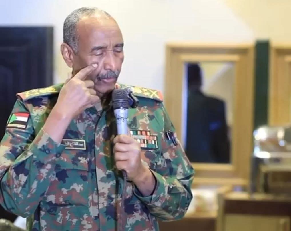 البرهان: لن تسمح لأي مجموعة بالتحدث باسم القوات المسلحة أو الدولة في أمور وقضايا ليست من شأنهم