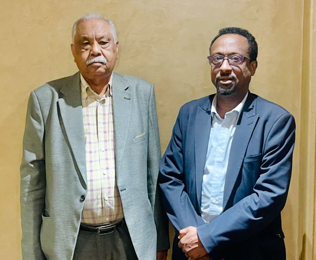 وزير الثقافة والإعلام والآثار والسياحة: تظل الصحافة من المهن الرفيعة التي ينبغي الحفاظ على بريقها القيمي ومكانتها الرائدة

الإعيسر يؤكد متانة الشراكة مع اتحاد الصحفيين السودانيين ويدعو لتفعيل دوره