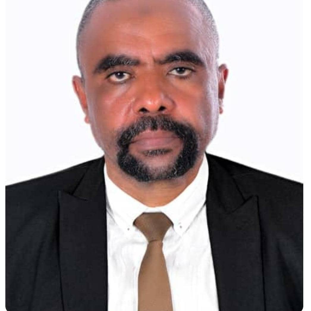 بسم الله الرحمن الرحيم به الإعانة بدءا و ختما و صلى الله على سيدنا محمد ذاتا و وصفا و اسما. 
د. عمار ميرغني حسين سوار الدهب. 
يكتب حول :
    الحاجة إلى تفويض الفريق أول ركن عبد الفتاح البرهان رئيسا للجمهورية. 
..........