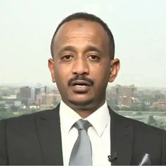 الاتحاد العام للصحفيين السودانيين يكشف ملابسات اعتقال السلطات المصرية للزميل عطاف محمد مختار رئيس تحرير صحيفة السوداني وعضو قروب (أضواء البيان)